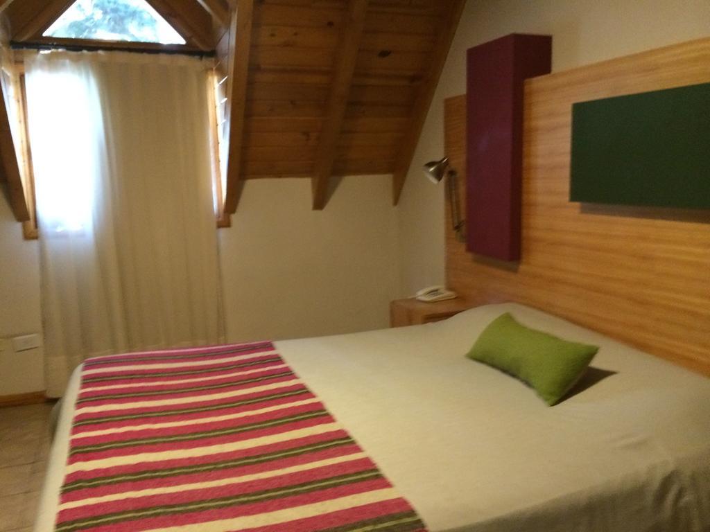 Hosteria Aca Al Sur Villa La Angostura Oda fotoğraf