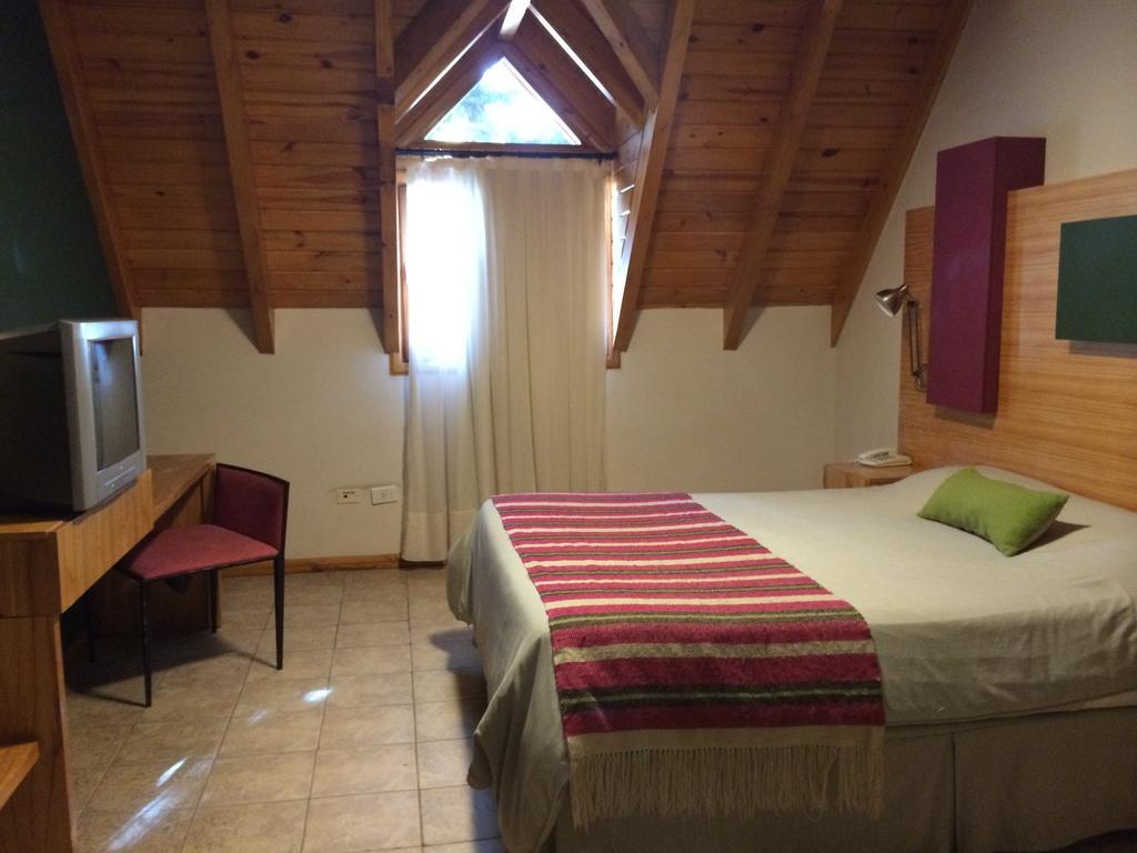 Hosteria Aca Al Sur Villa La Angostura Oda fotoğraf
