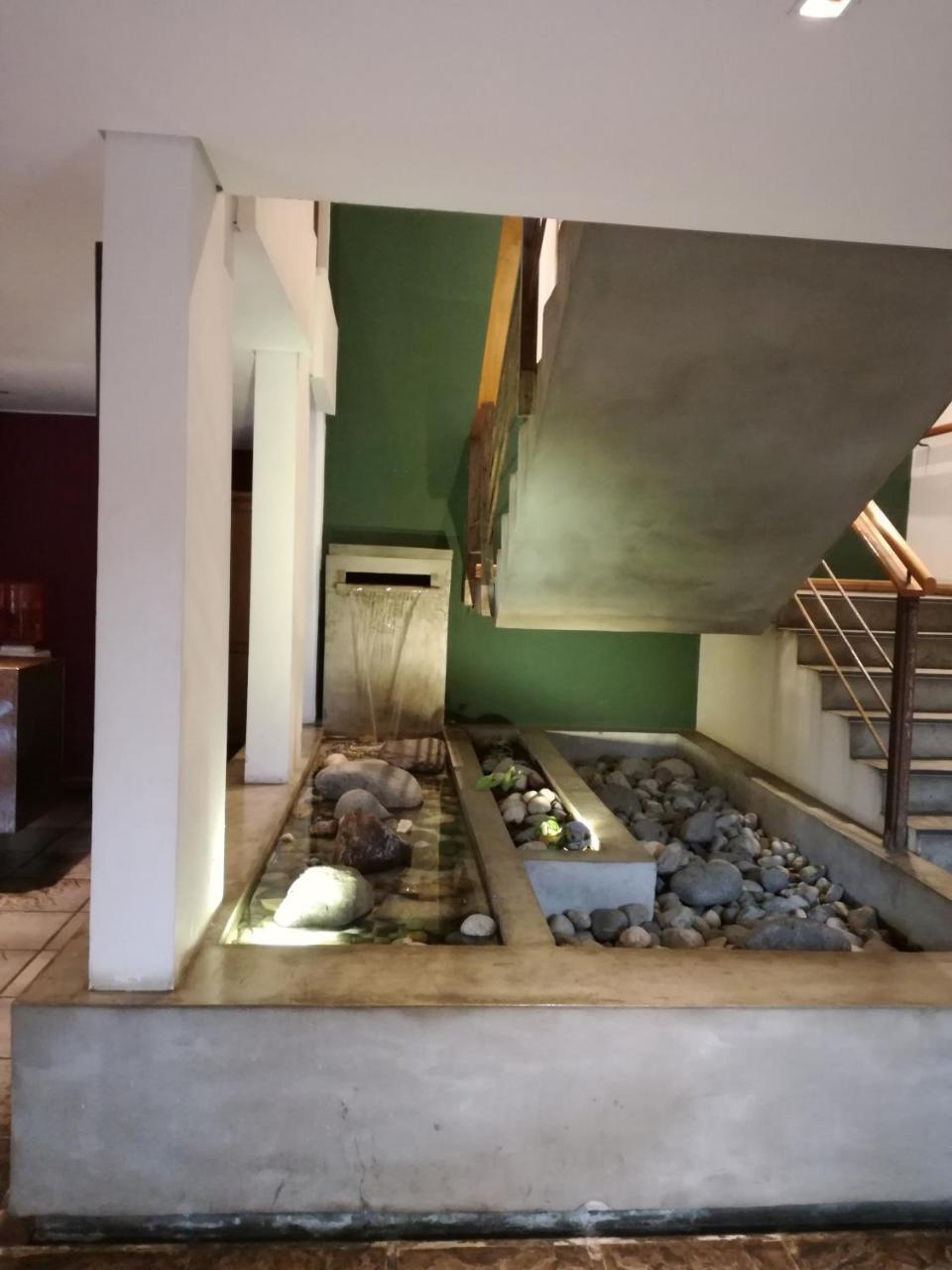 Hosteria Aca Al Sur Villa La Angostura Dış mekan fotoğraf