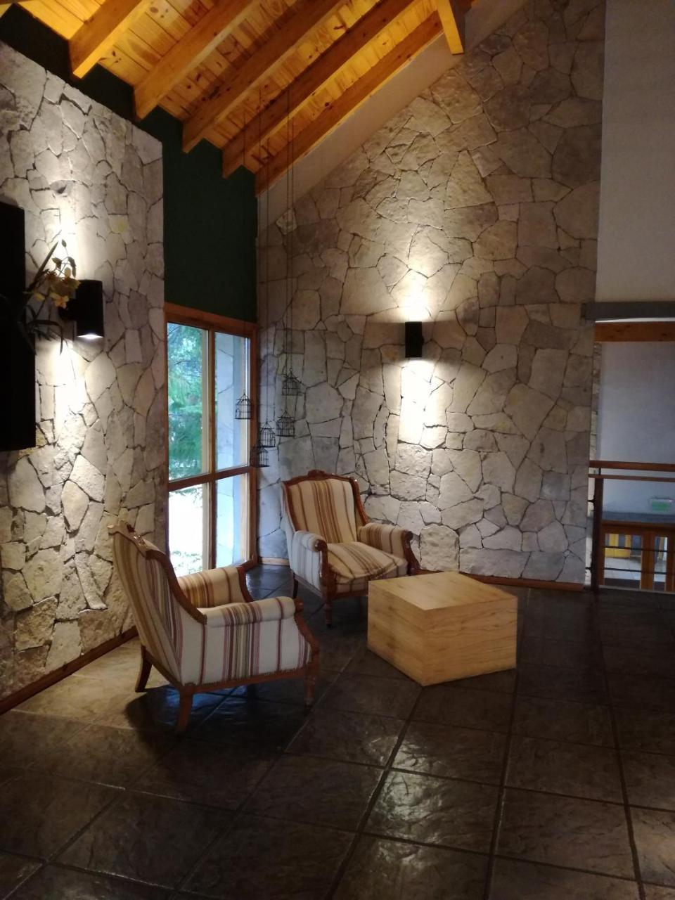 Hosteria Aca Al Sur Villa La Angostura Dış mekan fotoğraf