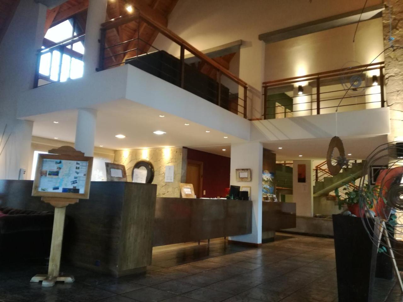 Hosteria Aca Al Sur Villa La Angostura Dış mekan fotoğraf